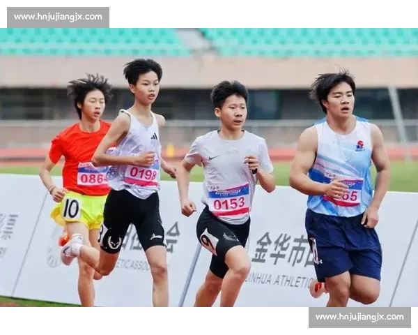 一代田径名将告别赛场辉煌生涯落幕引发时代记忆与体育精神传承新思考