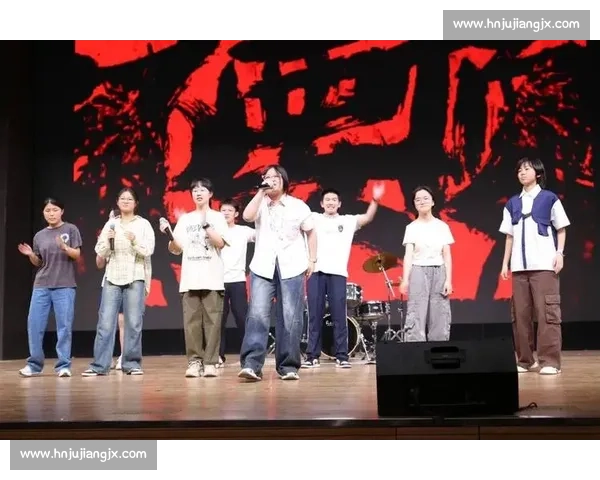 青春的旋律在朗诵中飞扬梦想与希望的心声在舞台上绽放